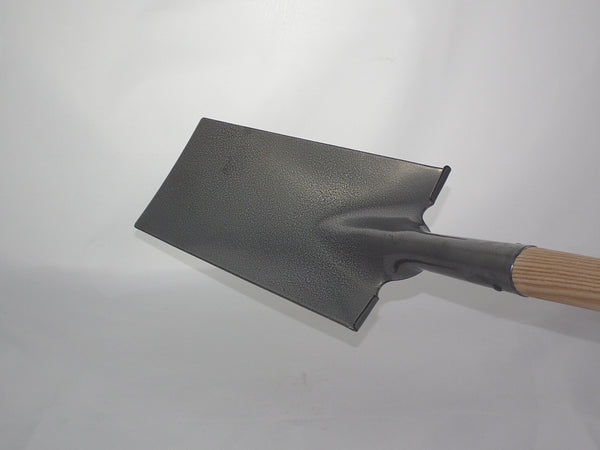 PREMIER LONG HANDLE DIGGING SPADE WOODEN HANDLE